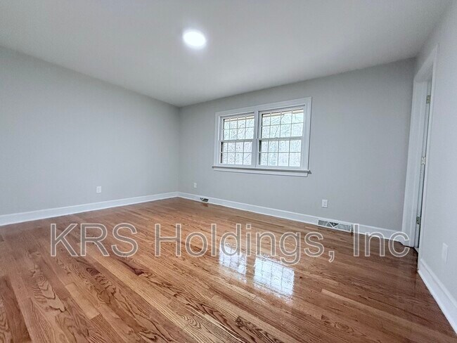 Building Photo - 2501 New Bern Ave