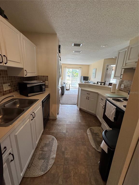 Building Photo - 4457 45th Ave W