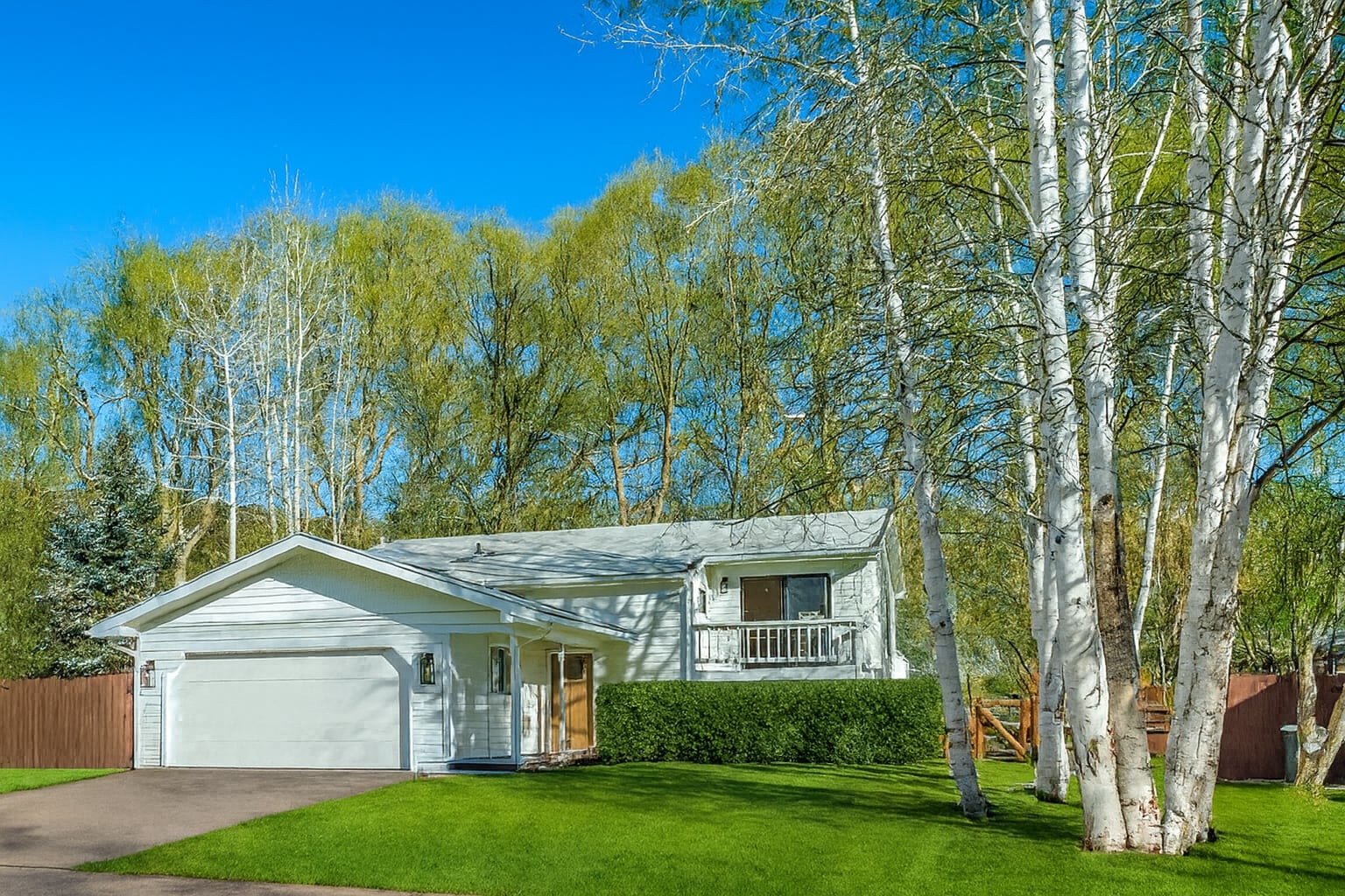 Building Photo - 180 Deer Run