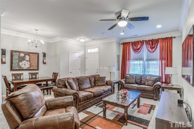 Building Photo - Fantastic 3 Story Townhome in East Raleigh...