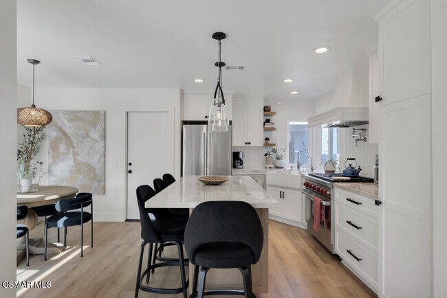 Building Photo - 15290 Bambi Ct