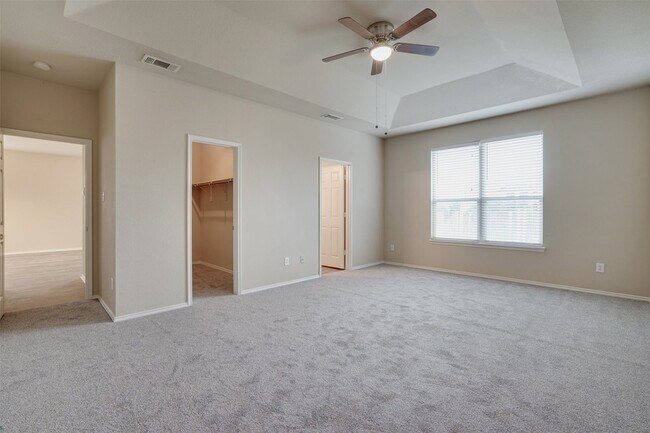 Building Photo - 5148 Senator Dr