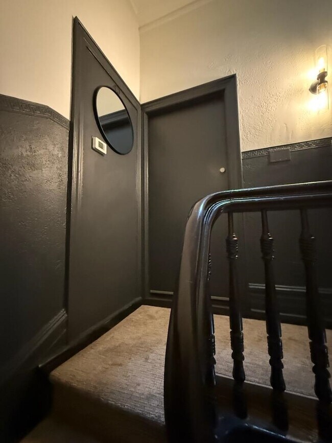 Building Photo - 937 Washington St