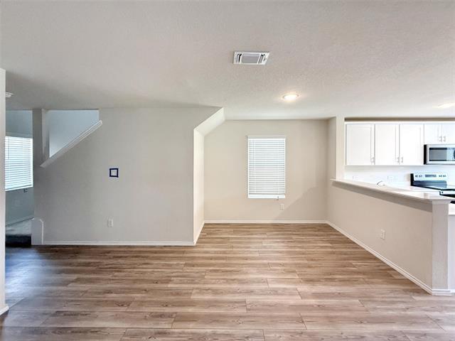 Building Photo - 825 Ozark Path