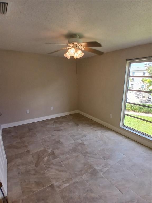 Building Photo - 2700 Bayshore Blvd
