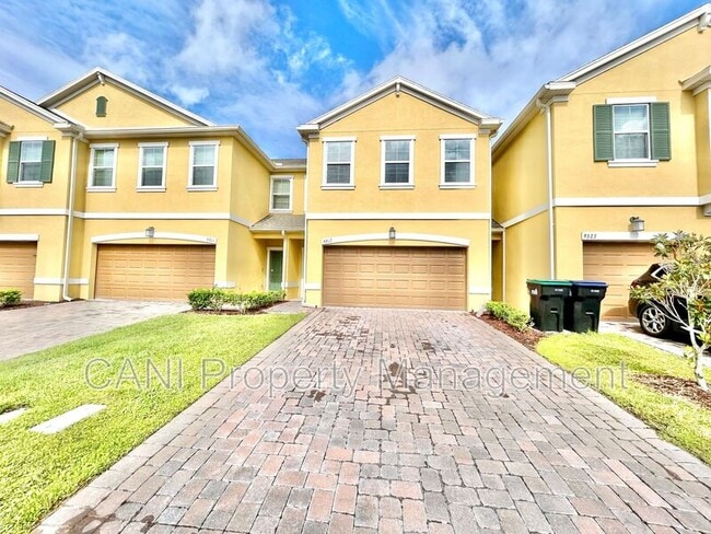 Building Photo - 9317 Tecumseh Dr