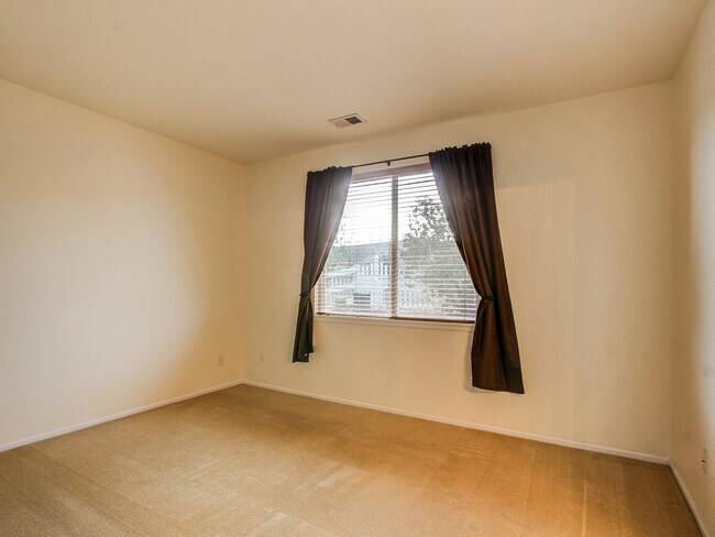 Building Photo - 2 Bed + Study Ranch Single Family Home in Murphy Creek