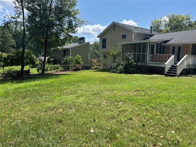 Building Photo - 9775 Loblolly Ln