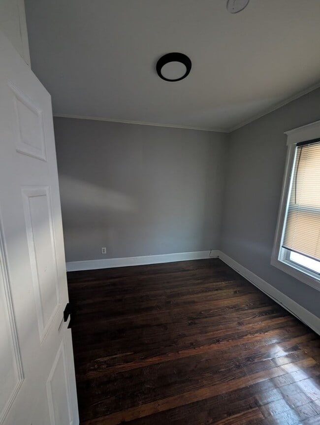 Building Photo - 160 S 12th St