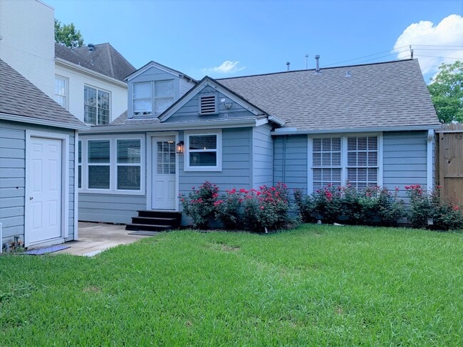 Building Photo - 3909 Rice Boulevard