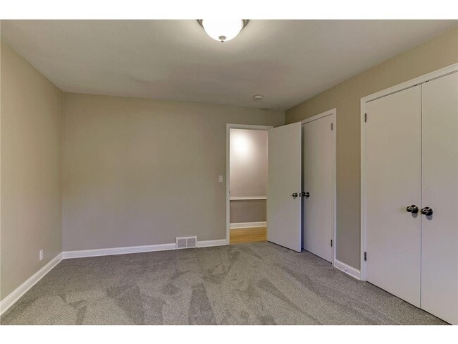 Building Photo - 4222 Basswood Rd