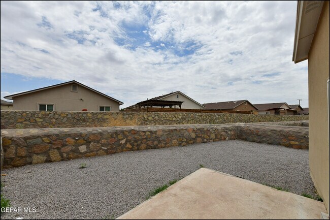 Building Photo - 808 HC Gilbert Minjares Dr