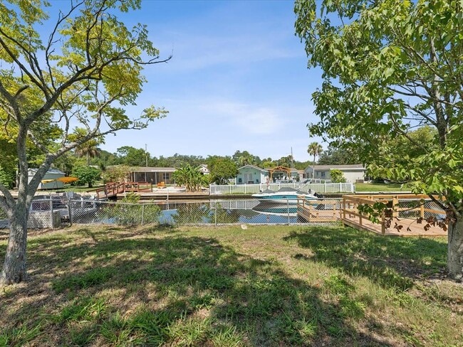 Building Photo - 5425 Waters Edge Dr