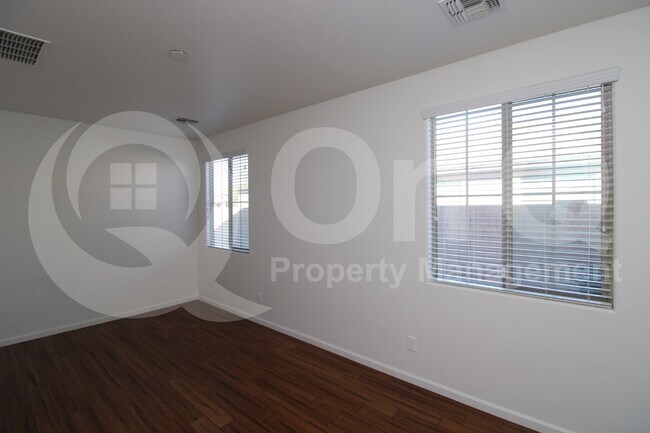 Building Photo - 3270 S Santa Rita Way