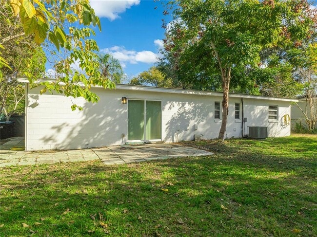 Building Photo - 2338 Juno Ave