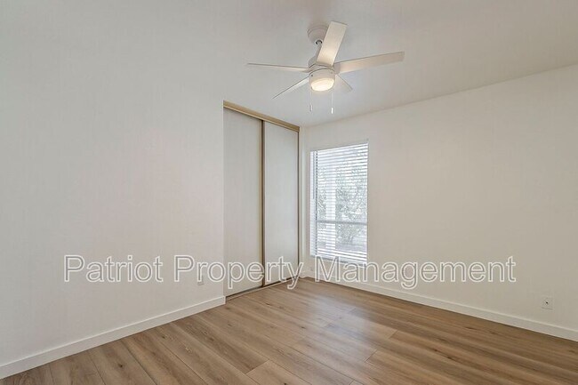 Building Photo - 635 E Boca Raton Rd