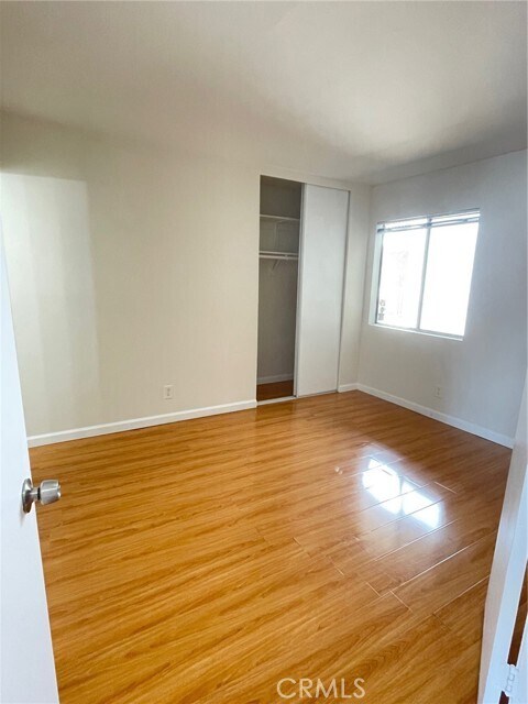 Building Photo - 3565 Linden Ave