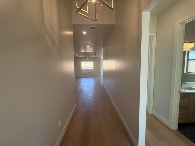 Building Photo - Brand New 4 Bedroom Home!!