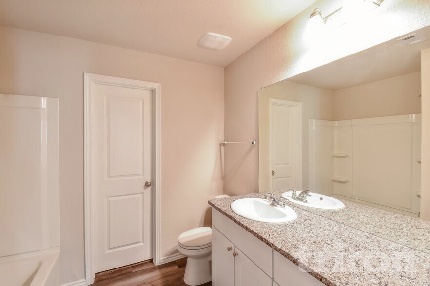 Building Photo - 8902 Lamus Wheel