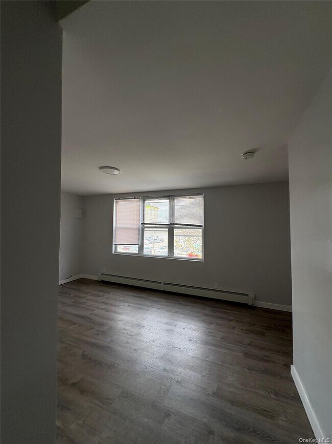 Building Photo - 52-25 Van Dam St