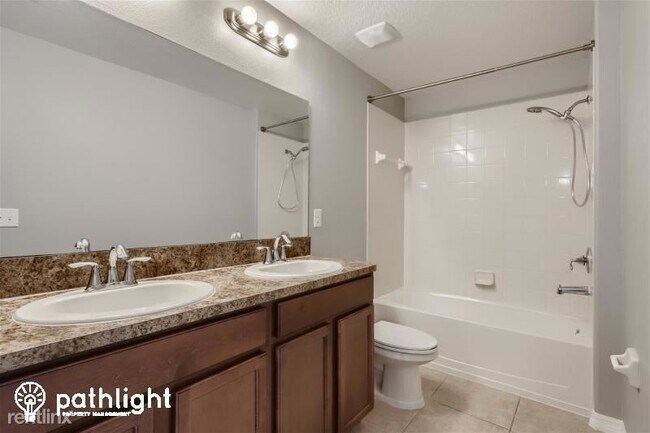 Building Photo - 3 br, 2.5 bath House - 6804 Butterfly Driv...