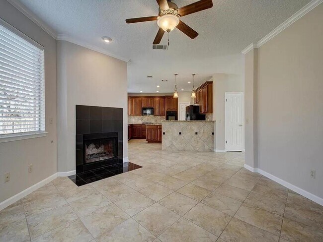 Building Photo - 15410 Cambria Cove