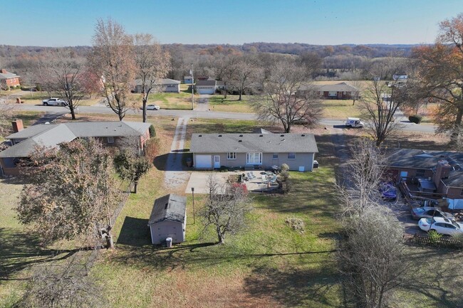 Building Photo - **WELL LOVED ONE LEVEL RANCH HOME WITH BEA...