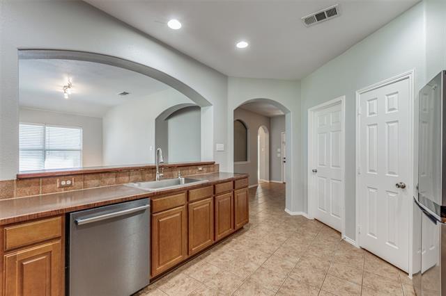 Building Photo - 14528 Little Anne Dr