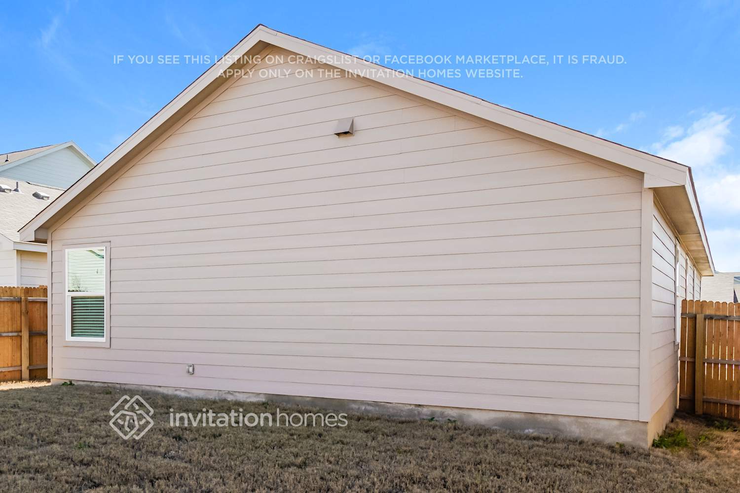 Building Photo - 10539 McClintock Dr