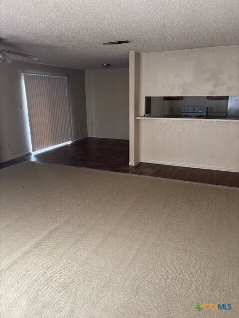 Building Photo - 1813 Cedarhill Dr