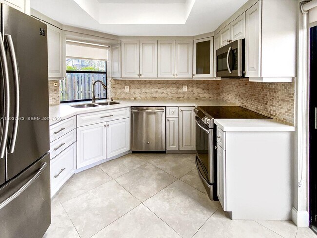 Building Photo - 14980 SW 48th Terrace