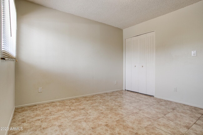 Building Photo - 7850 E Glenrosa Ave