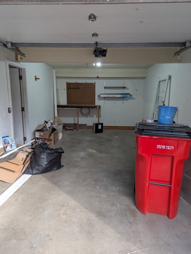 Building Photo - 108 Burwash Ave