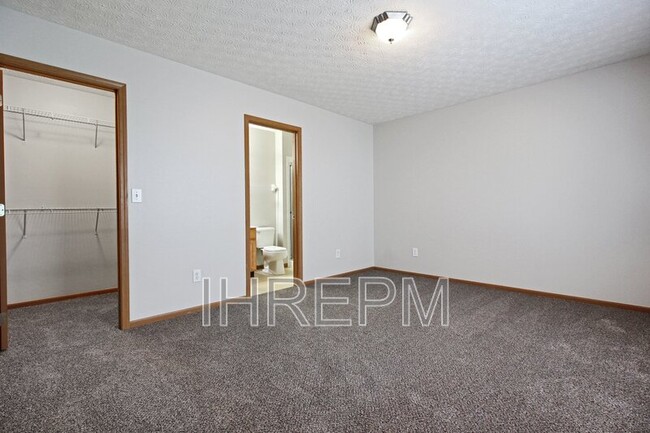 Building Photo - 7786 Freesia St