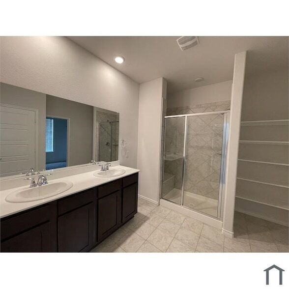Building Photo - 2304 Pyrite Dr