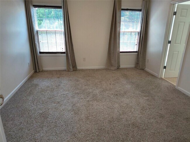 Building Photo - 1837 Appaloosa Mill Ct NE