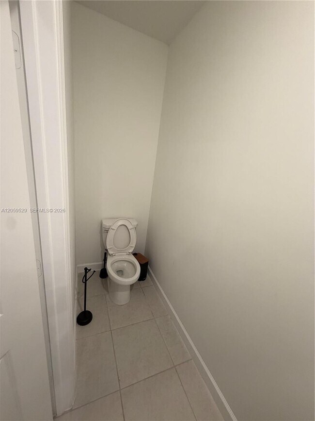 Building Photo - 17856 SW 359 TERR