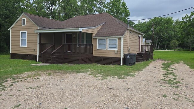 Building Photo - 6915 Gerda St