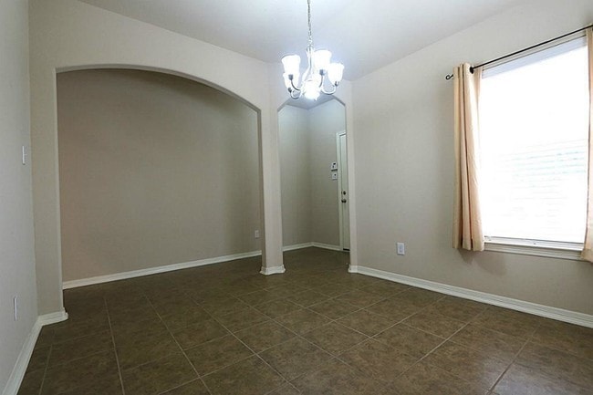 Building Photo - 11427 Edmond Thorpe Ln