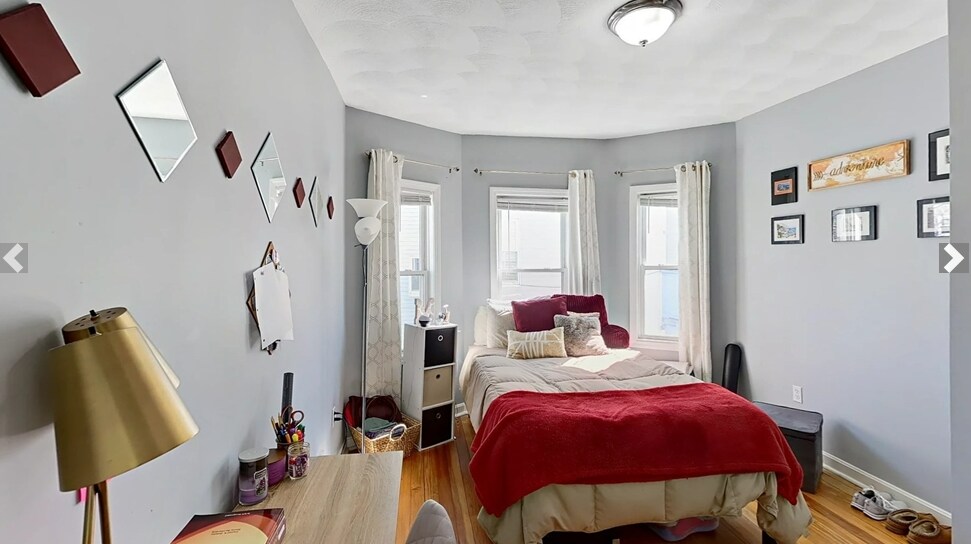 Building Photo - 50 Derby St