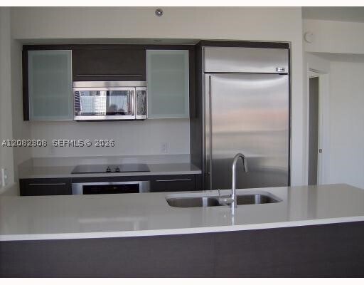 Building Photo - 500 Brickell Ave