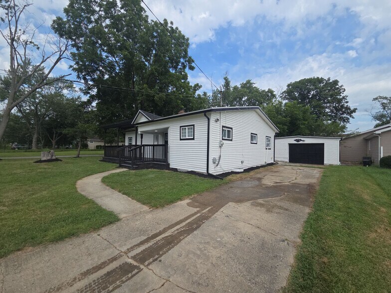 Building Photo - 2958 Freyer Rd