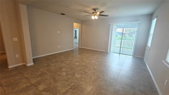 Building Photo - 3010 Jardin St