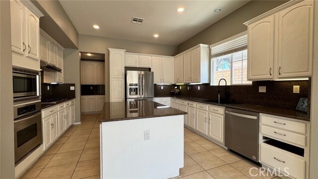 Building Photo - 37361 Paintbrush Dr