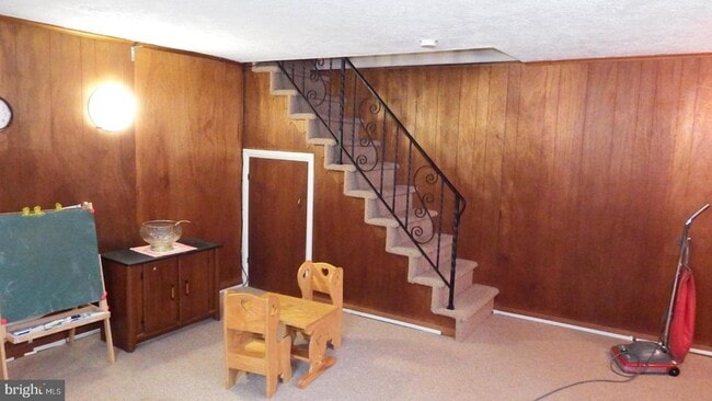 Building Photo - 2219 Haverford Rd