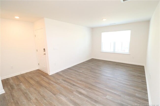 Building Photo - 5816 Brambleberry Way