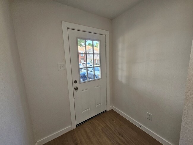 Building Photo - Available now ready for immediate move in