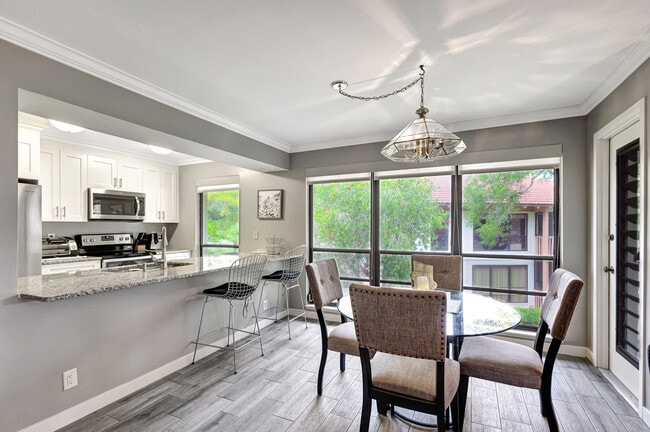 Building Photo - 618 Brackenwood Cove