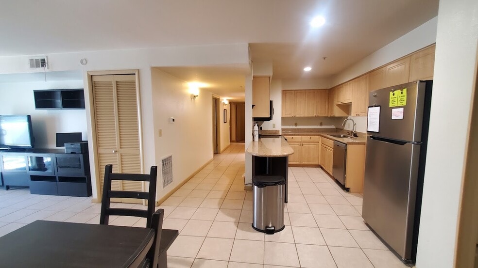 Kitchen and hallway - 1005 E 8th St