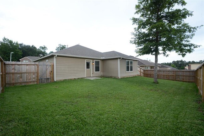 Building Photo - 12567 Canyon Falls Boulevard